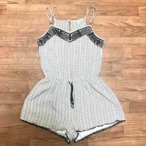American Eagle Outfitters | BW Romper